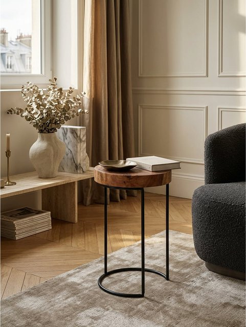 Beistelltisch AKOLA von KADIMA DESIGN aus Massivholz und Metall in Braun im Landhausstil, B/T/H: 28 x 28 x 45 cm - Bild 1