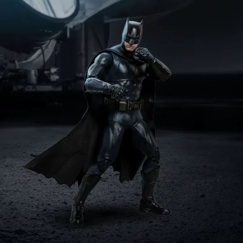 Beast Kingdom DC Batman Bell Keaton Actionfigur in Schwarz - Bild 2