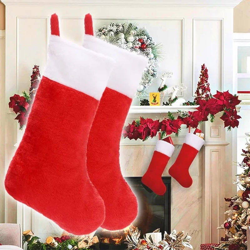 Weihnachtsstrümpfe in Rot und Weiß mit Plüschmanschette zur Dekoration für deinen Kamin, Höhe: 42 cm - Bild 1