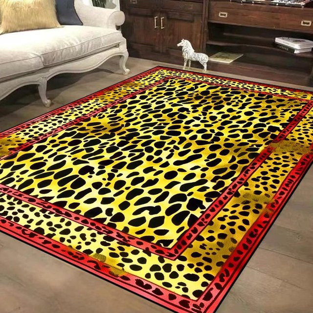 Karpetti Dekorativer Teppich mit Leopardenmuster in Gelb, weicher Flanell, rutschfest und pflegeleicht, B/T: 80 x 160 cm - Bild 1
