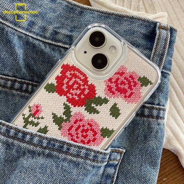 Ins-Style Handyhülle für iPhone 17 Pro Max mit vierblättrigem Kleeblatt Strickmuster in Multicolour aus Acryl und TPU - Bild 1