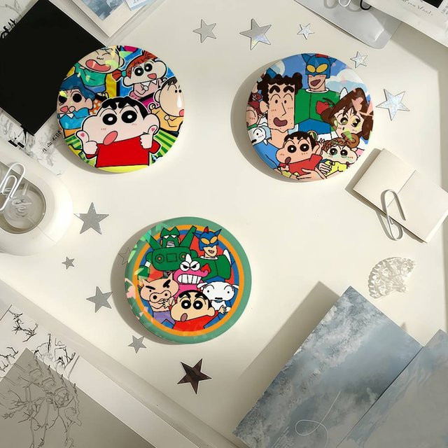 CRAYON SHINCHAN Brosche, Laser-Abzeichen, Unisex - Bild 1