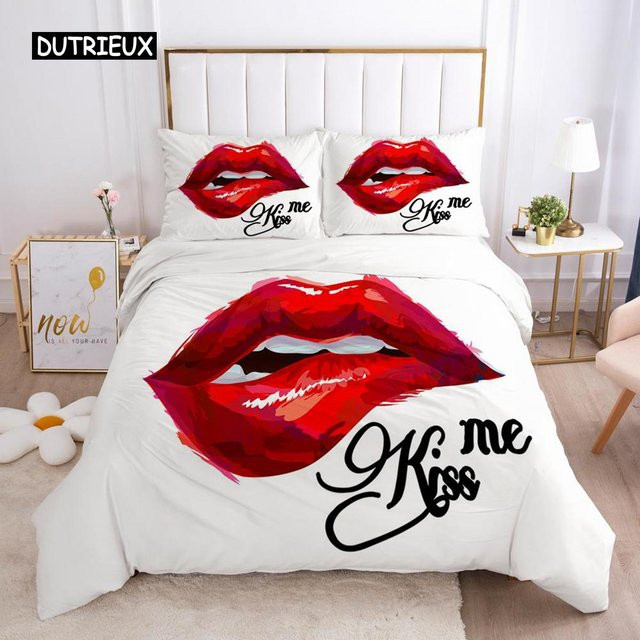 Bettwäsche-Set mit rotem Lippen-Motiv von Binchi Outdoor Product, 3-teilig aus Polyester, B/H: 150 x 200 cm - Bild 1