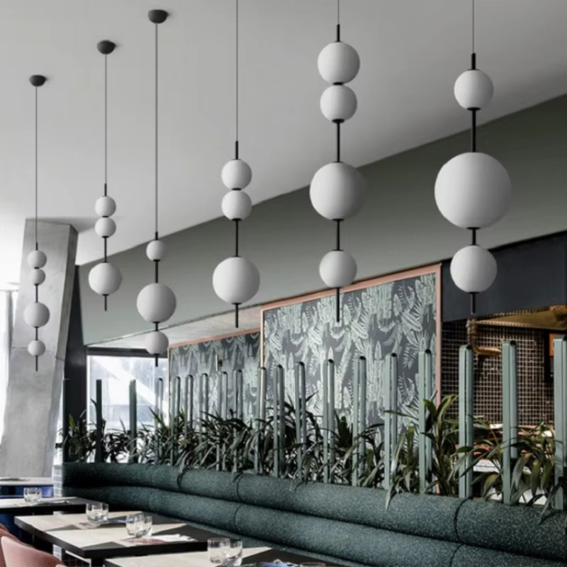 Moderne LED Pendelleuchte TAONUANSHU mit Glaskugeln in Transparent und Weiß für Wohnzimmer und Schlafzimmer - Bild 4