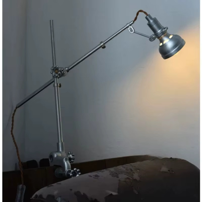 JIANKEXING Multifunktions-Klapptischlampe aus Aluminium im Industriestil, Farbe: Silber - Bild 2