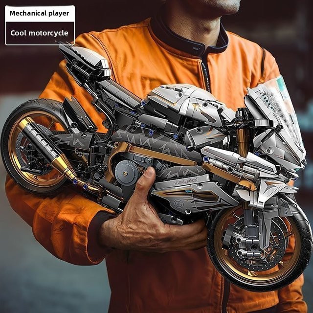 Platin BMW Motorrad, Baustein-Modell, Fahrzeuge - Bild 1