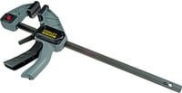 Stanley FatMax Einhandzwinge L in Schwarz und Grau mit 900 mm Spannweite und 135 kg Klemmkraft - Bild 1