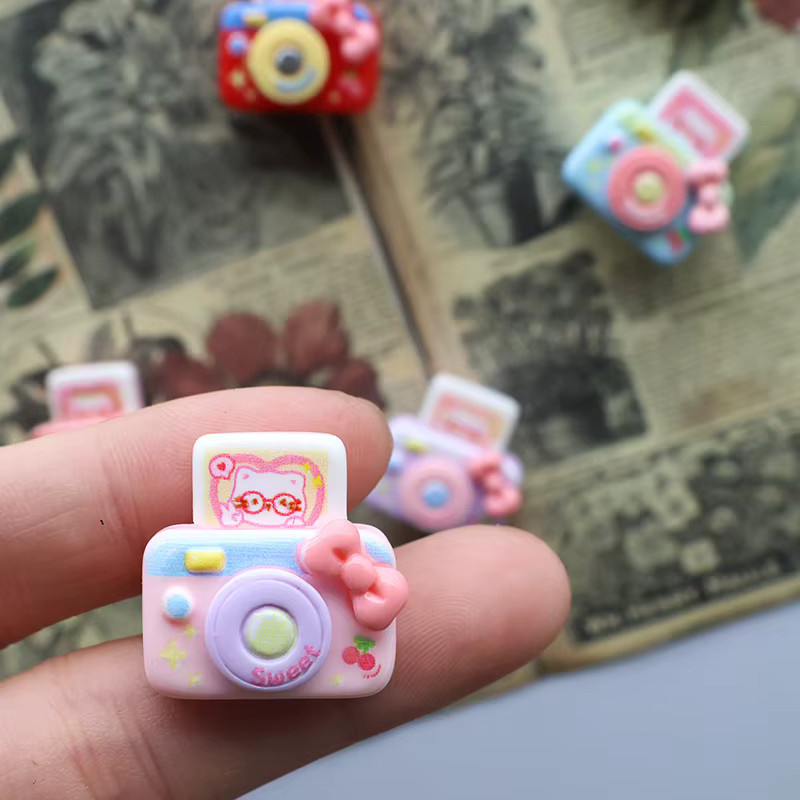6er Set Mini Kamera Modell Kühlschrankmagnete aus Harz in Bunt von Mognot - Bild 4