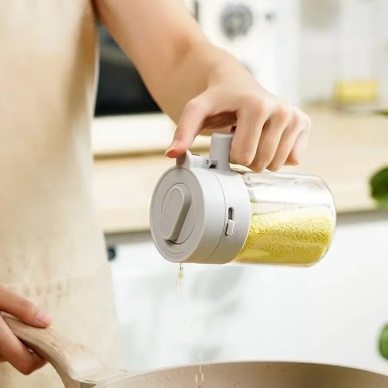 Feuchtigkeitsbeständiges 2-in-1 Gewürzglas aus Glas mit Löffel, transparent - Bild 3