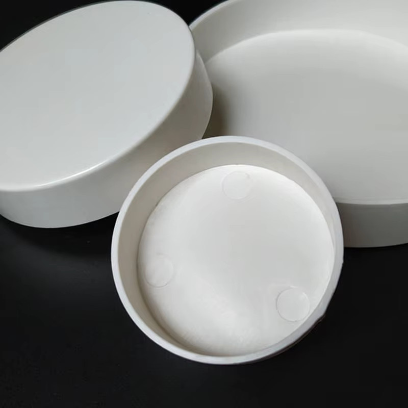 Weiße PVC-Rohrstopfenkappe als Rohrabdeckung und Abflussrohr-Schutzabdeckung aus Kunststoff - Bild 4