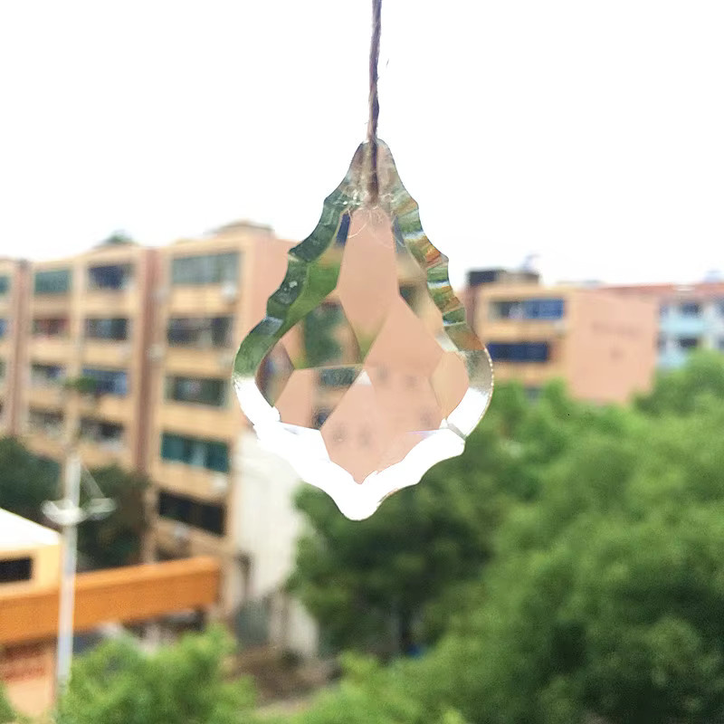50er Set transparente Glas Kristall Ahornblatt Anhänger für DIY Kronleuchter und Weihnachtsbaum Dekoration, Durchmesser: 3,8 cm - Bild 2