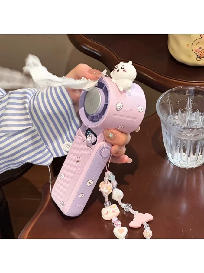 Chiikawa Mini-Handventilator mit Digitalanzeige, tragbarer USB-aufladbarer Kawaii-Ventilator für den Sommer - Bild 6