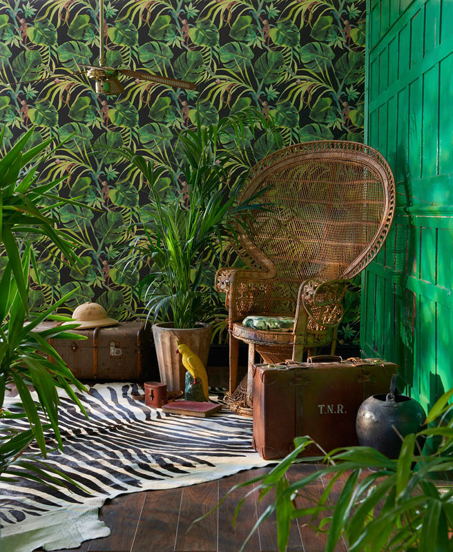 Clarke & Clarke Tapete Monkey Business Ebony mit Tiermotiv und botanischem Design in Schwarz, Silber, Grün und Multicolour - Bild 3