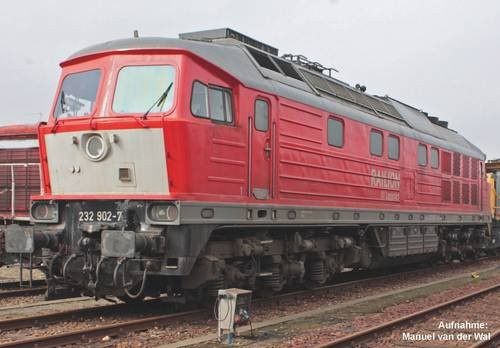 Piko Diesellok BR 232 der DB AG im Maßstab H0 aus Zinkdruckguss - Bild 1