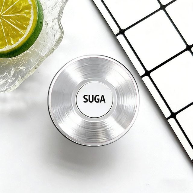 BTS ARIRANG Handyhalter aus Acryl im Schallplatten-Stil mit Suga Motiv als Kpop Fan Merchandise Geschenk in Silber - Bild 1
