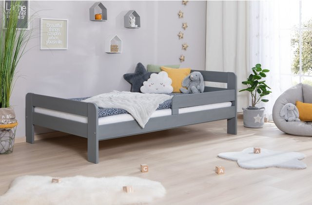 TiCAA Kinderbett Bennet aus Kiefer Massivholz mit Rausfallschutz und Lattenrost, Farbe Grau, B/T/H: 90 x 200 cm - Bild 1