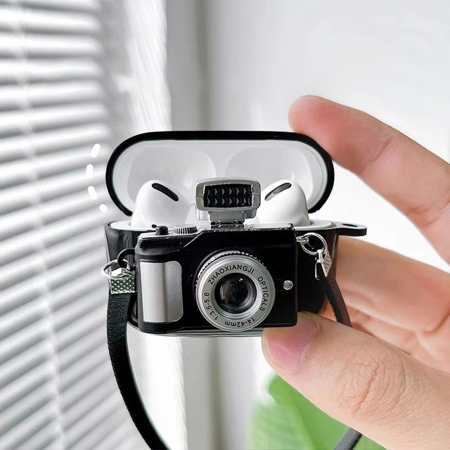 Silikon Schutzhülle im Vintage-Kamera-Design für Apple AirPods 1, 2, 3 und AirPods Pro in Schwarz - Bild 1