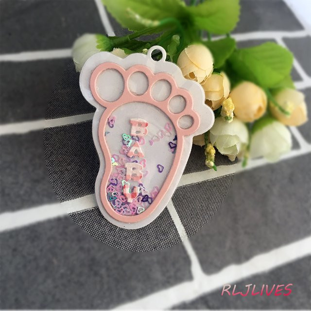 RLJLIVES Metall Schneidestempel Baby Fuß in Pink für DIY Scrapbooking und Fotoalben - Bild 1
