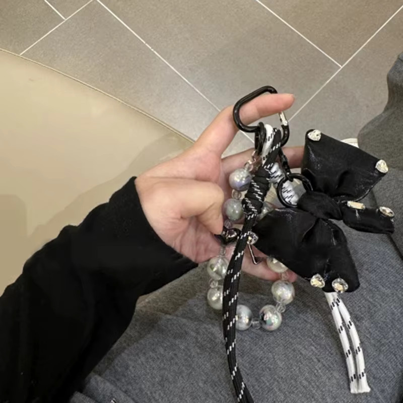 Yogodlns Taschenanhänger, geflochtenes Seil, Metall, Perlen - Bild 5