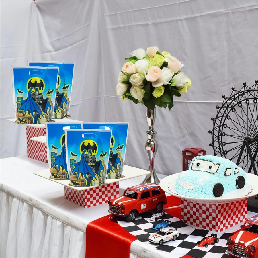 Batman Geschenktüten für Kindergeburtstag und Partydekoration Blau aus Kunststoff - Bild 2