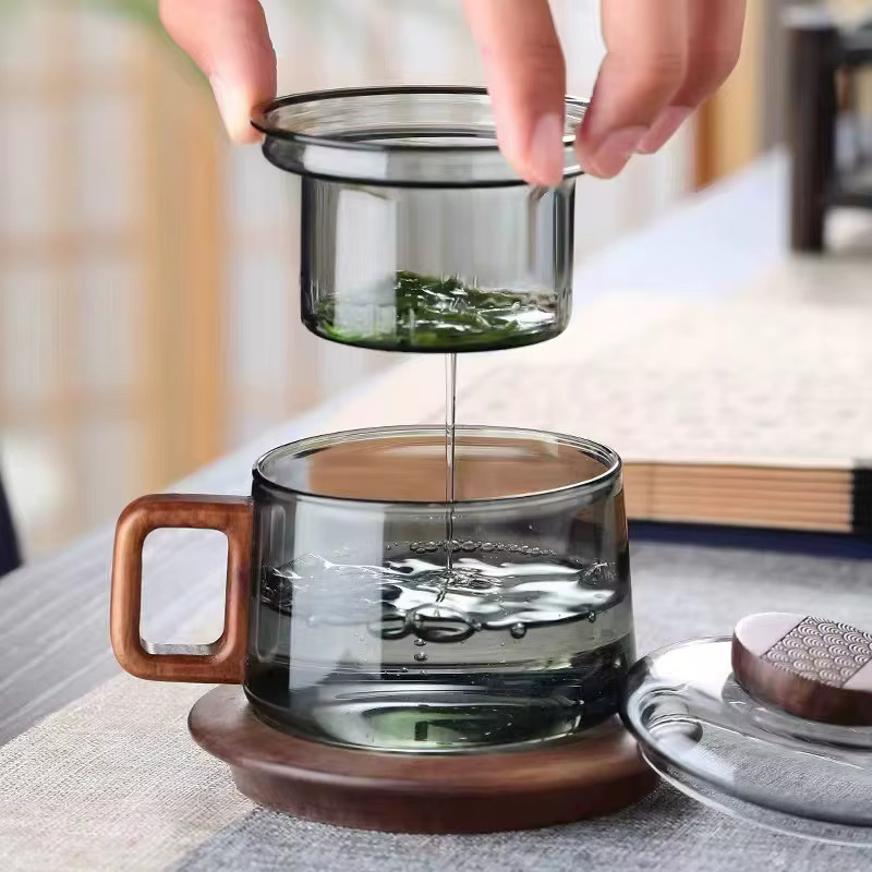 JUSTINLAU 3-teiliges Set aus Borosilikatglas: Mini-Teetasse und hitzebeständige Teekanne mit Teetrenner, transparent, 200 ml - Bild 3