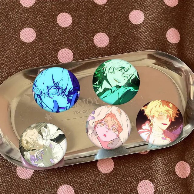 Brosche Anime Alien Stage Luka, Unisex - Bild 1