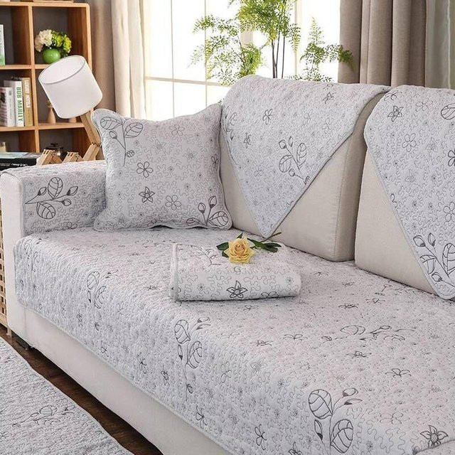Besticktes Sofakissen aus Baumwolle in Grau, Universal für alle Jahreszeiten, B/T/H: 70 x 70 x 70 cm - Bild 1