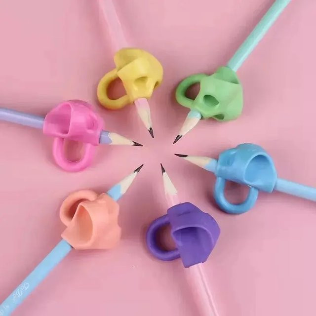 Drei-Finger-Stiftset aus Silikon in Multicolour zur Korrektur der Schreibhaltung für Kinder - Bild 1