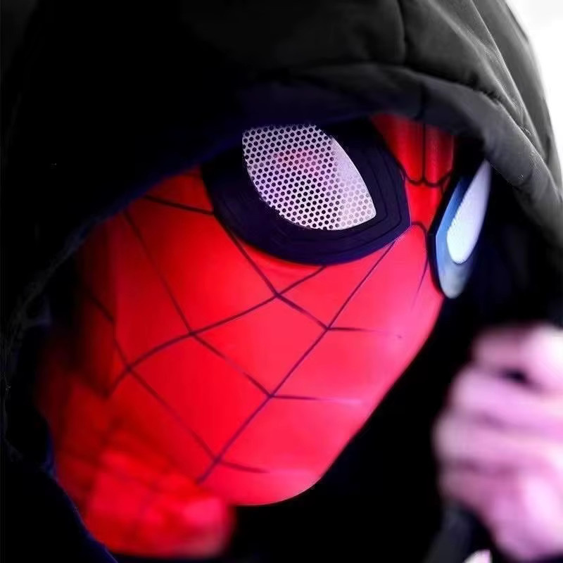 Bandai Marvel Superhelden-Masken-Kostüm, Rollenspiel-Hut, ab 14 Jahre - Bild 2