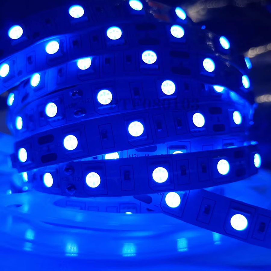 TAKEY LED-Streifen 5050 RGB und Warmweiß wasserdicht flexibel, Länge: 5 Meter - Bild 4