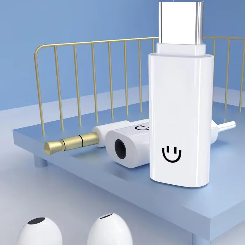 USB-C auf 3,5 mm Klinke AUX Audio Adapter mit Mikrofon in Weiß für iPhone 15-17 Pro Max, Samsung und Xiaomi - Bild 2
