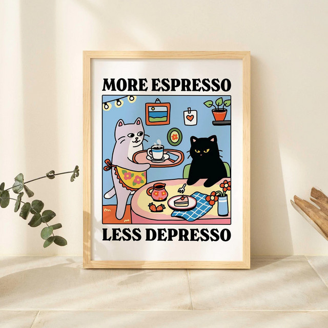 Handgefertigtes Kaffeekatzen-Poster mit schwarzer Katze und Typografie in Schwarz und Multicolour für deine Küchenkunst - Bild 1