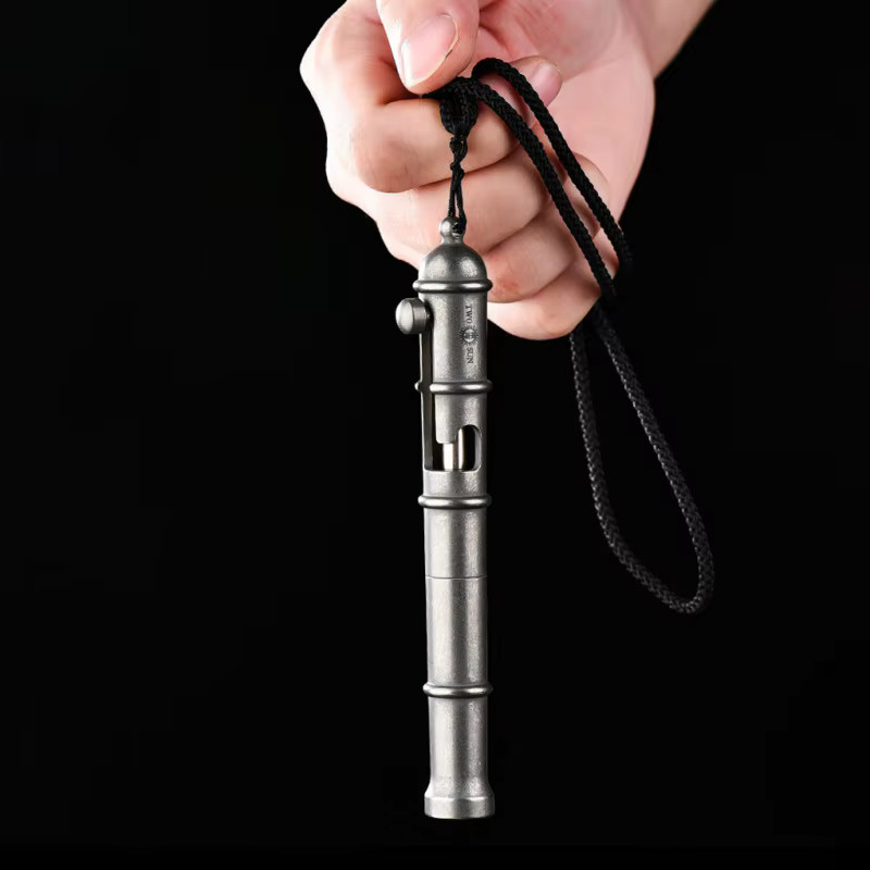 Taktischer Kugelschreiber aus Titanlegierung in Schwarz und Grau mit Multi-Funktions-Bolzen-Design für Business, Camping und EDC - Bild 4