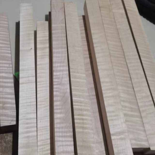 Ahornholz Queue-Stoß für DIY-Schnitzereien mit Tigerstreifen, Beige, Länge: 450 mm - Bild 1