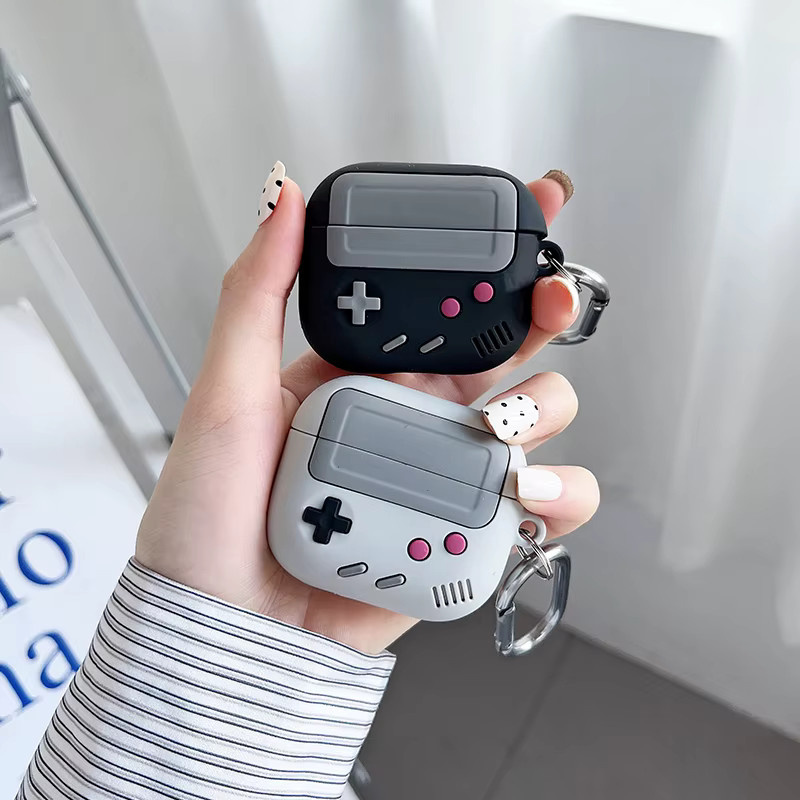 Schutzhülle im 3D Gamepad Gameboy Design für Apple AirPods Pro 2, AirPods 1, 2 und 3, Farbe: Schwarz - Bild 2