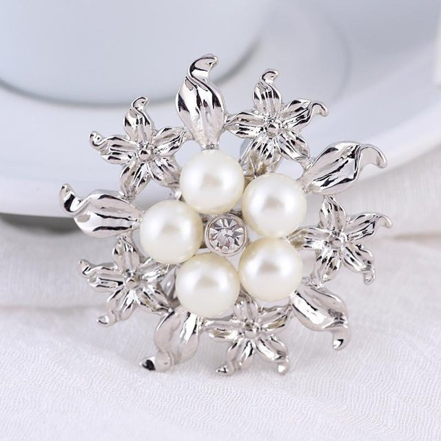 YIRAN Jewelry Brosche, Blütenblatt, Strass, Perle, Zinklegierung, gray, Damen - Bild 1
