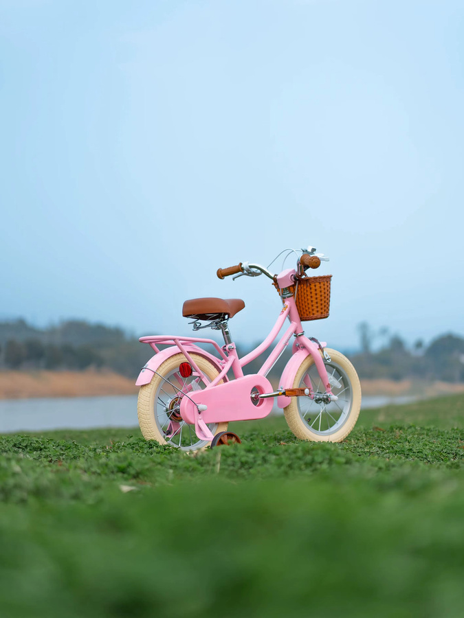 STITCH Kinderfahrrad mit Korb und stabilen Rädern - Bild 4