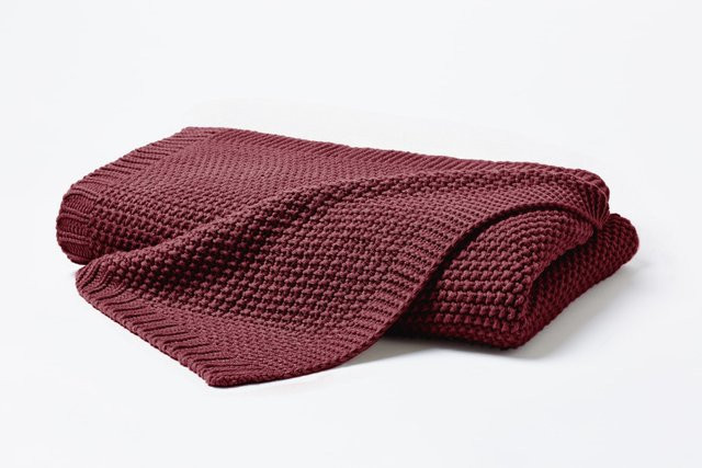 Vario Strickdecke Prinz in Rot oder Violett, weich und flauschig, B/T: 170 x 130 cm - Bild 1