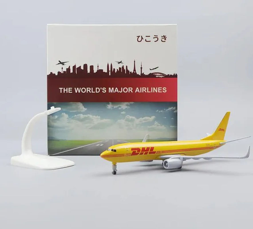 ZOCO Flugzeugmodell DHL B737 im Maßstab 1:300 aus Metalllegierung in Gelb mit Ständer - Bild 1