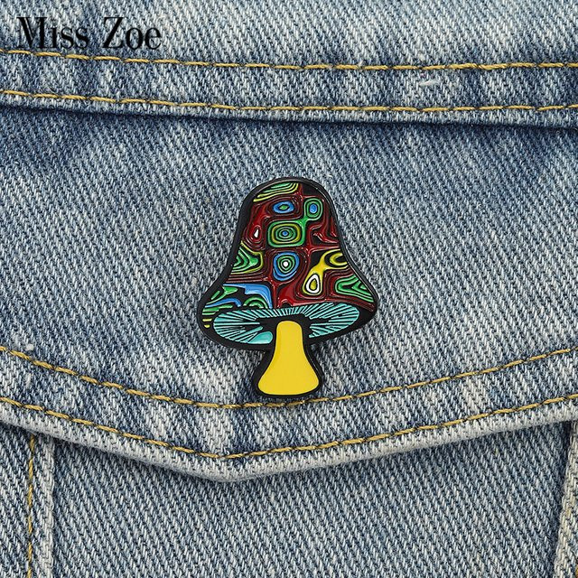 Miss Zoe Brosche, Pilze Emaille, Bunt, Verspielt - Bild 1