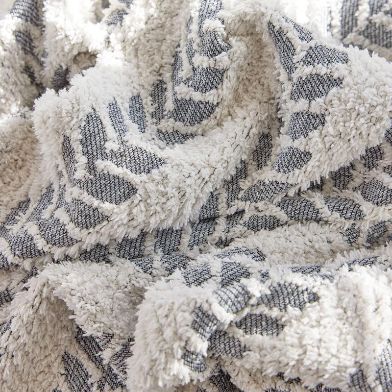 Your Warm Home Nordische Strickdecke mit Quasten in Khaki, B/B: 180 x 150 cm - Bild 3