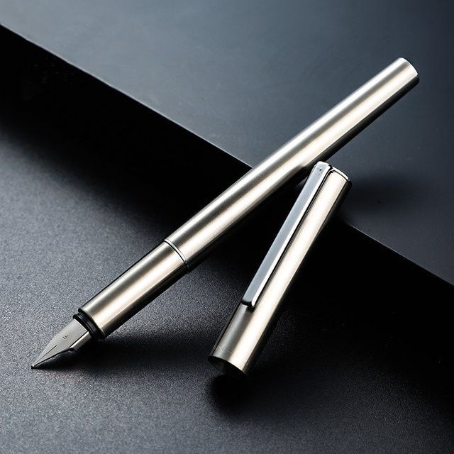 Jinhao 35 Füllfederhalter aus Stahl in Silber mit EF/F-Feder und Tintenkonverter - Bild 1