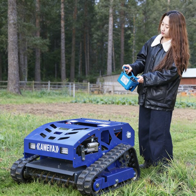 AIWEIYA Raupenmäher mit Fernbedienung und Kettenantrieb, Blau, Breite: 55 cm - Bild 1