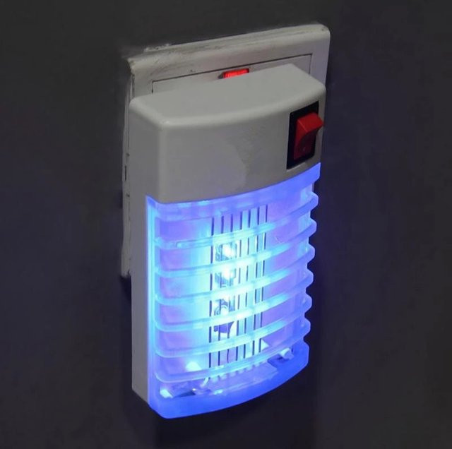 CHUBAN Mini elektrische Mückenvernichtungslampe mit UV-LED-Licht in Blau - Bild 1