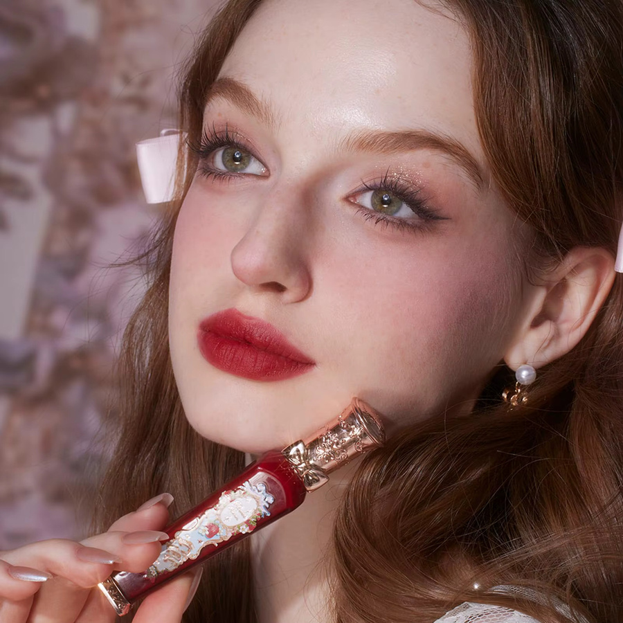 Flower Knows Strawberry Rococo Matte Lip Cream, Matt - Bild 2