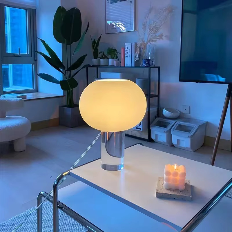 HomeLover Buds Tischlampe Retro in Weiß mit Glaskugel für Wohnzimmer, Schlafzimmer und Arbeitszimmer - Bild 4