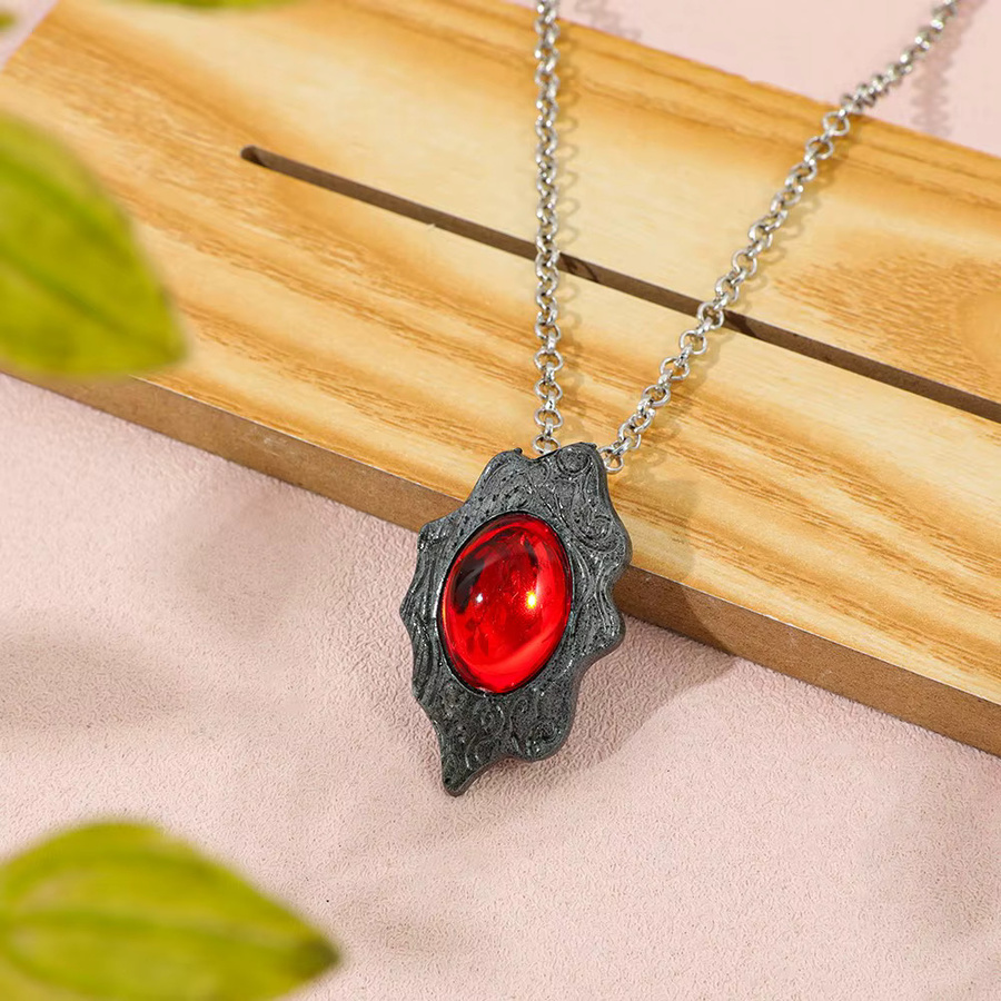 Bandai Halskette Metallanhänger, roter Zirkonia, Silber - Bild 2