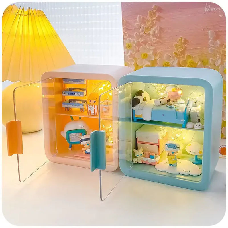 Transparente Blind Box Aufbewahrungsbox aus Kunststoff in Pink als handgefertigte Vitrine und Staubschutzständer für Ornamente - Bild 2