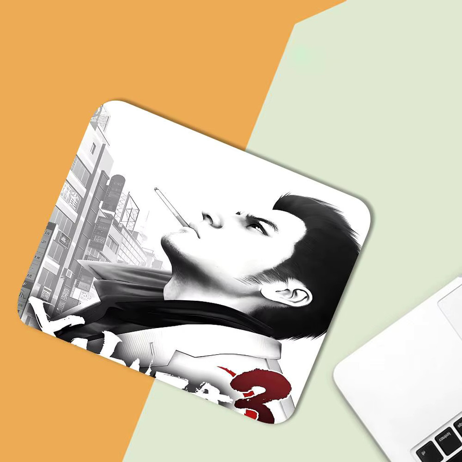 Rastar Y-Yakuza 0 Game Anime Mauspad in Multicolour mit rutschfester Gummibasis für Computer und Laptop - Bild 5