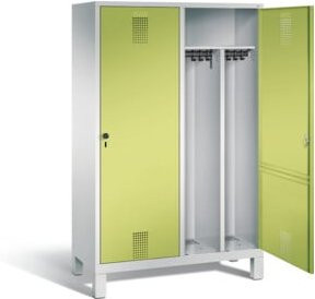 C+P Spind Evolo mit Türen, Korpus Lichtgrau und Front Viridingrün, H x B x T: 185 x 119 x 50 cm - Bild 1